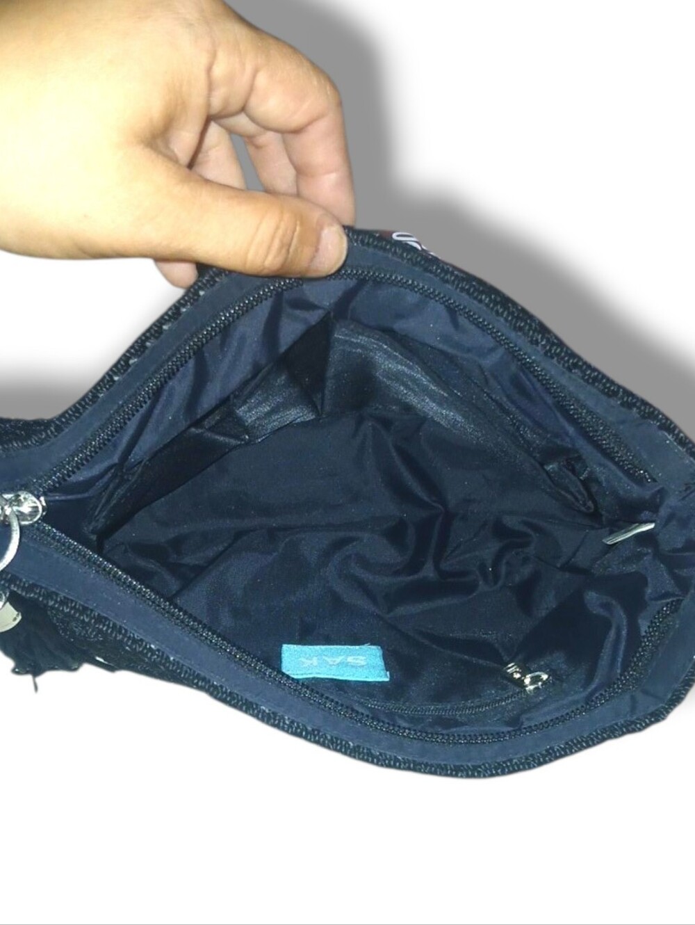 LIKE NEW The Sak Crochet Shoulder Bag - Picture 4 of 4